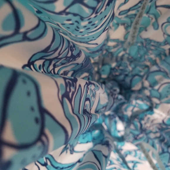 Lilly Pulitzer Deanna romper - Picture 6 of 6